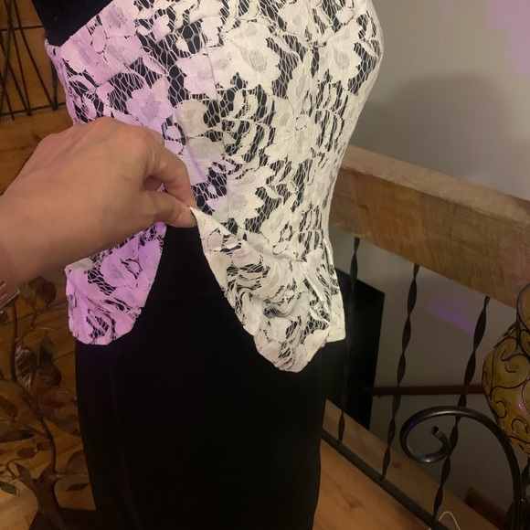 Little Black and White dress - Picture 5 of 9